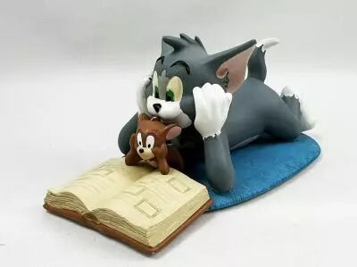 Tom et Jerry - Figurines R�sine D�mons & Merveilles - Tom et Jerry en plein lecture