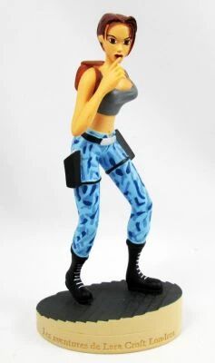 Tomb Raider - Atlas - 5\'\' statue - Lara Croft - Adventures of Lara Croft, London