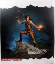 Tomb Raider - Dark Horse - Statuette PVC 33cm - Lara Croft \ Survivor Era\ 