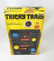 Tomy - Handheld Electro-Mechanical Game - Tricky Traps (occasion en boite))