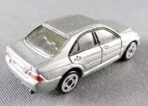 Tomy Yujin - Capsule Tomica - #32 Toyota Avalon 1:110 Mint in Box