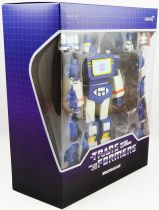 Transformers - Super7 Ultimate Figure - Decepticon Soundwave