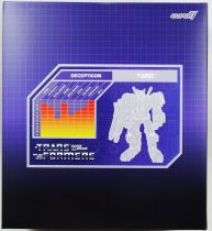 Transformers - Super7 Ultimate Figure - Decepticon Tarn