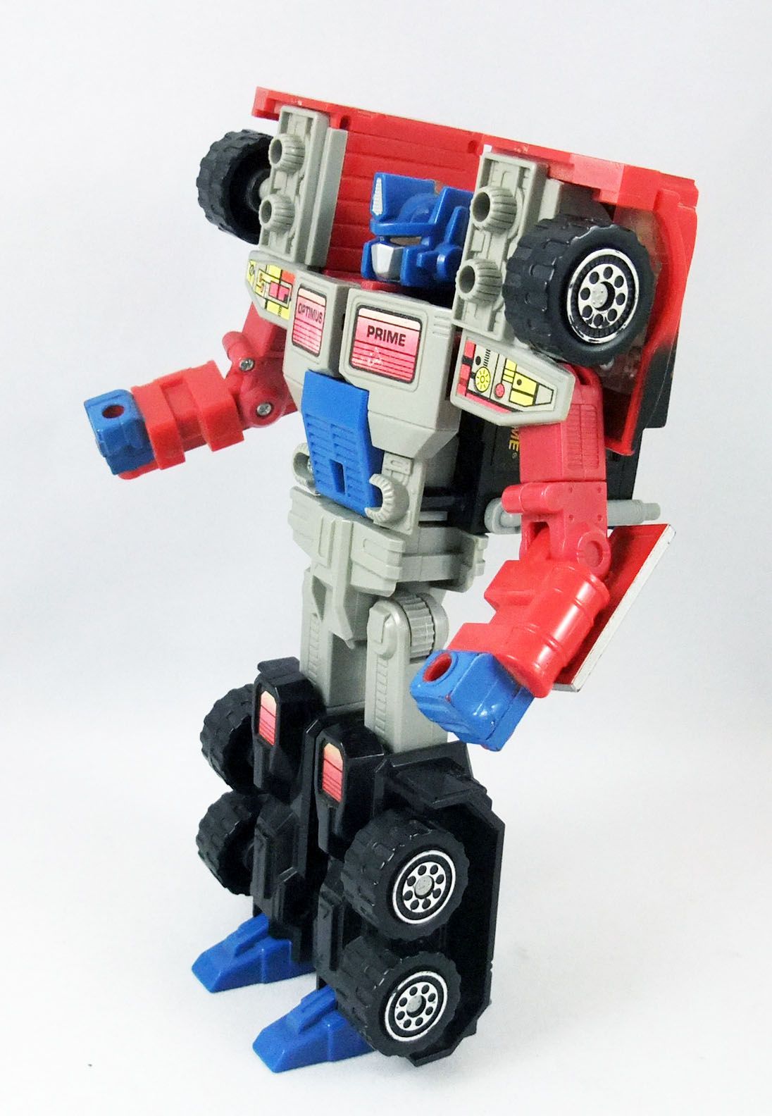 Tti began its relationship with 3m in 1997. Transformer Distributiors In Europe Mail . Transformers G2 - Autobot Leader - Laser Optimus Prime (loose)
