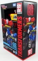 Transformers Generations - Studio Series \'86 Movie Autobot Blaster & Eject