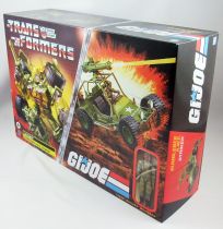 Transformers G.I.JOE Mash-up Retro Collection - 2022 - Bumblebee A.W.E. Striker & Stalker