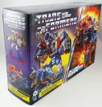 Transformers G.I.JOE Mash-up Retro Collection - 2022 - Soundwave Dreadnok Thunder Machine & Zarana and Zartan