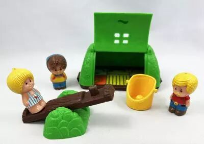 Tree Tots Family Treehouse - Vulli - The Camper Cousins (loose) 