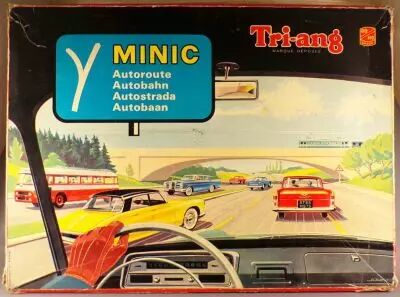 Tri-Ang Minic Autoroute France 1530 - Coffret Route & Passage � Niveau Mercedes Rolls Royce