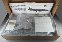 Trumpeter 02285 - US Marines AV-8B Night Attack Harrier II Avion 1/32 Neuf Boite