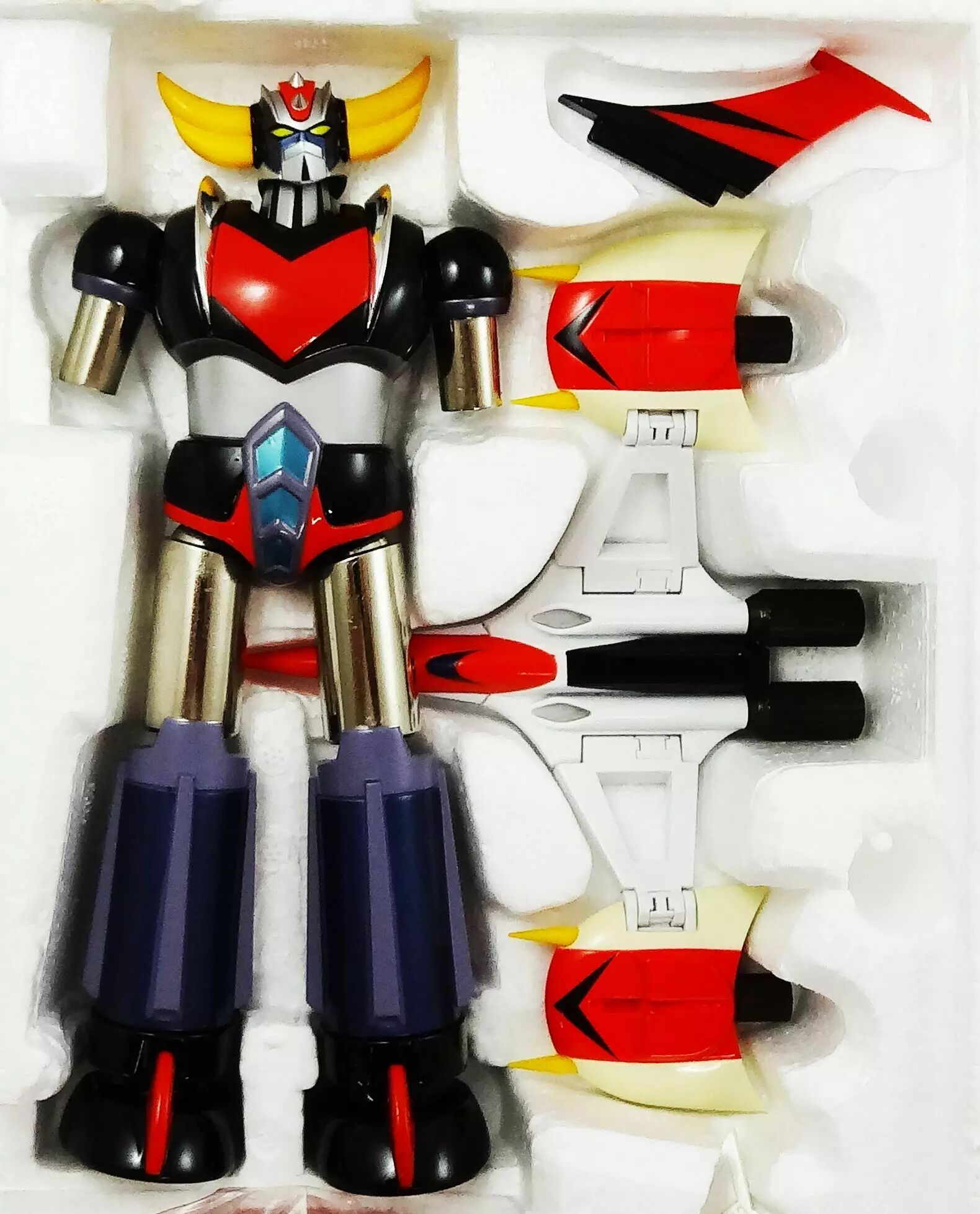 Bandai Soul Of Chogokin GX-04 UFO Robo Grendizer Goldorak - Used, Complete From Japan