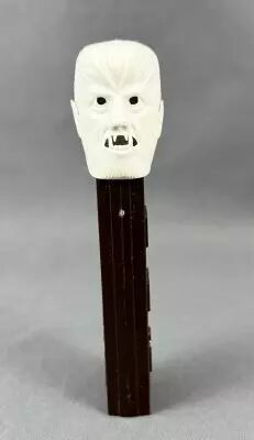 Universal Studios Monsters - Distributeur PEZ - The Wolfman (patent number 2.520.061
