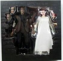 Universal Studios Monsters - NECA - The Bride of Frankenstein : The Monster and his Mate \ 90 Years Edition\ 