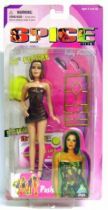 Victoria \'\'Posh Spice\'\' - 6\'\' Action figure - TOYmax 1998 - Mint on Card