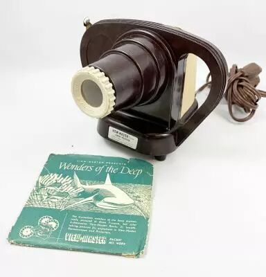 View Master Junior Projector (Bak�lite) + Wonder of the Deep (1950\'s)