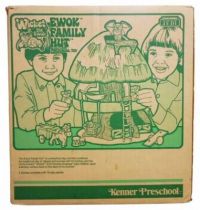 Wicket the Ewok - Kenner Preschool 1985 - Ewok Family Hut (occasion en boite)