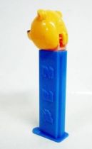 Winnie the Pooh - PEZ dispenser - Winnie (patent number 3.942.683)