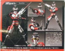 winspector___bandai_s.h.figuarts___fire_tector__1_