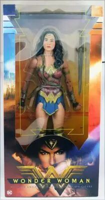 Wonder Woman (Gal Gadot) - Figurine 45cm Ultimate Collector\'s 1/4 scale NECA