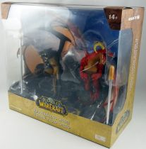 World of Warcraft - Red Highland Drake & Black Proto-Drake - McFarlane\'s Dragons