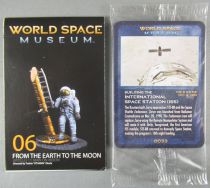 World Space Museum WSM-10006 - Apollo Astonaut Steps Onto the Moon 1969 Mint in Box