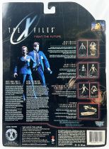 X-Files - McFarlane Toys - Agent Fox Mulder with Cryopod Chamber