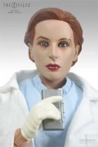 X-Files - Sideshow Collectibles 12\'\' Action Figure - Autopsy Dana Scully