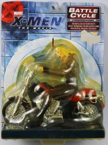 X-Men The Movie (2000) - Toy Biz - Sabretooth\'s Battle Cycle