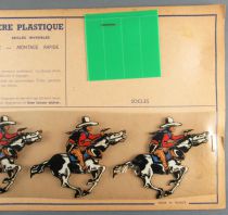 Ycé Paris - Mint Plate of 4 Rhodoid Figures to Cut - Mounted Cow-Boys