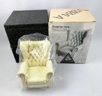 YEW Series - Vortex Toys 1/12 Scale Figure - Carol Eduardo (White Chair) loose